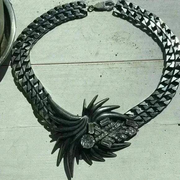 Gorgeous vintage studded necklace - Picture 6 of 8